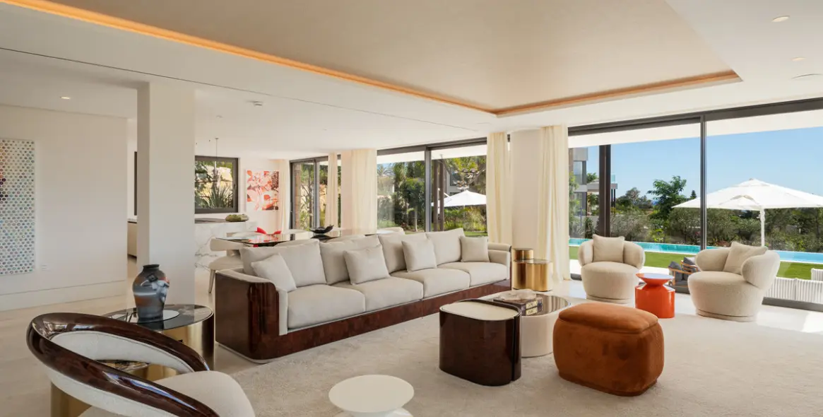 Sale of detached villa in Marbella (district The Golden Mile) 5