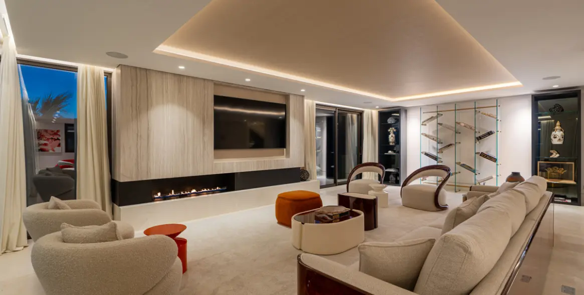 Sale of detached villa in Marbella (district The Golden Mile) 8