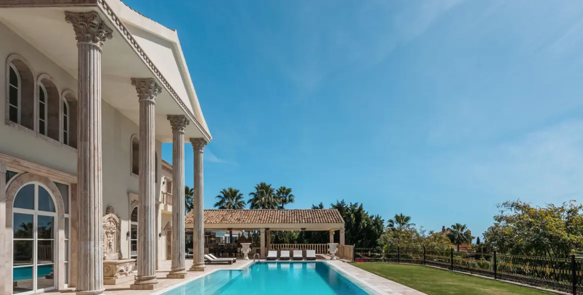 Продажа  отдельно стоящей виллы в Marbella (район Sierra Blanca) 9