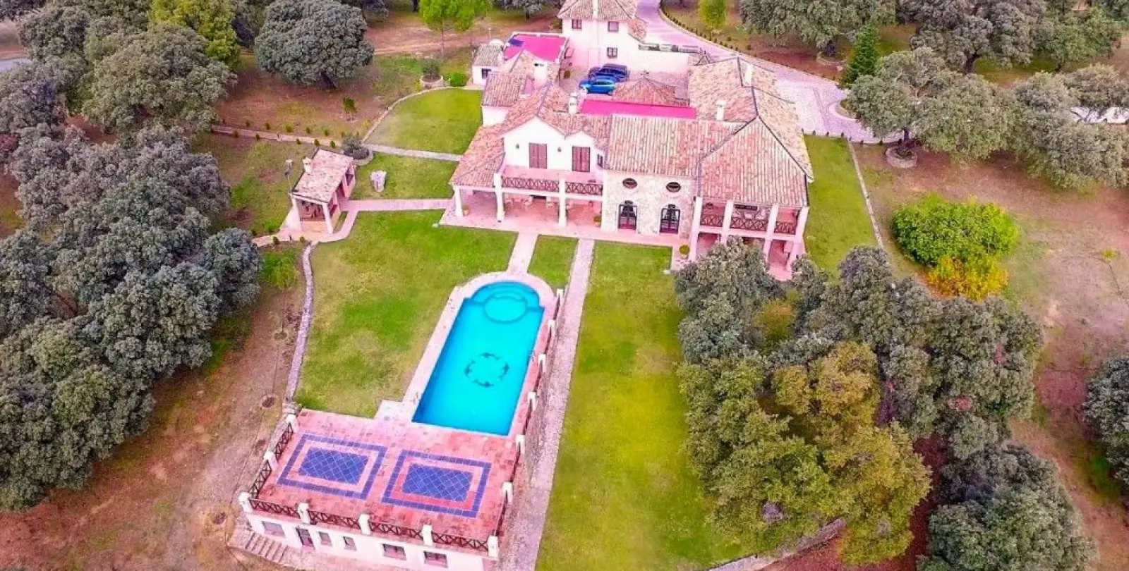 Sale of finca - cortijo in Ronda 12