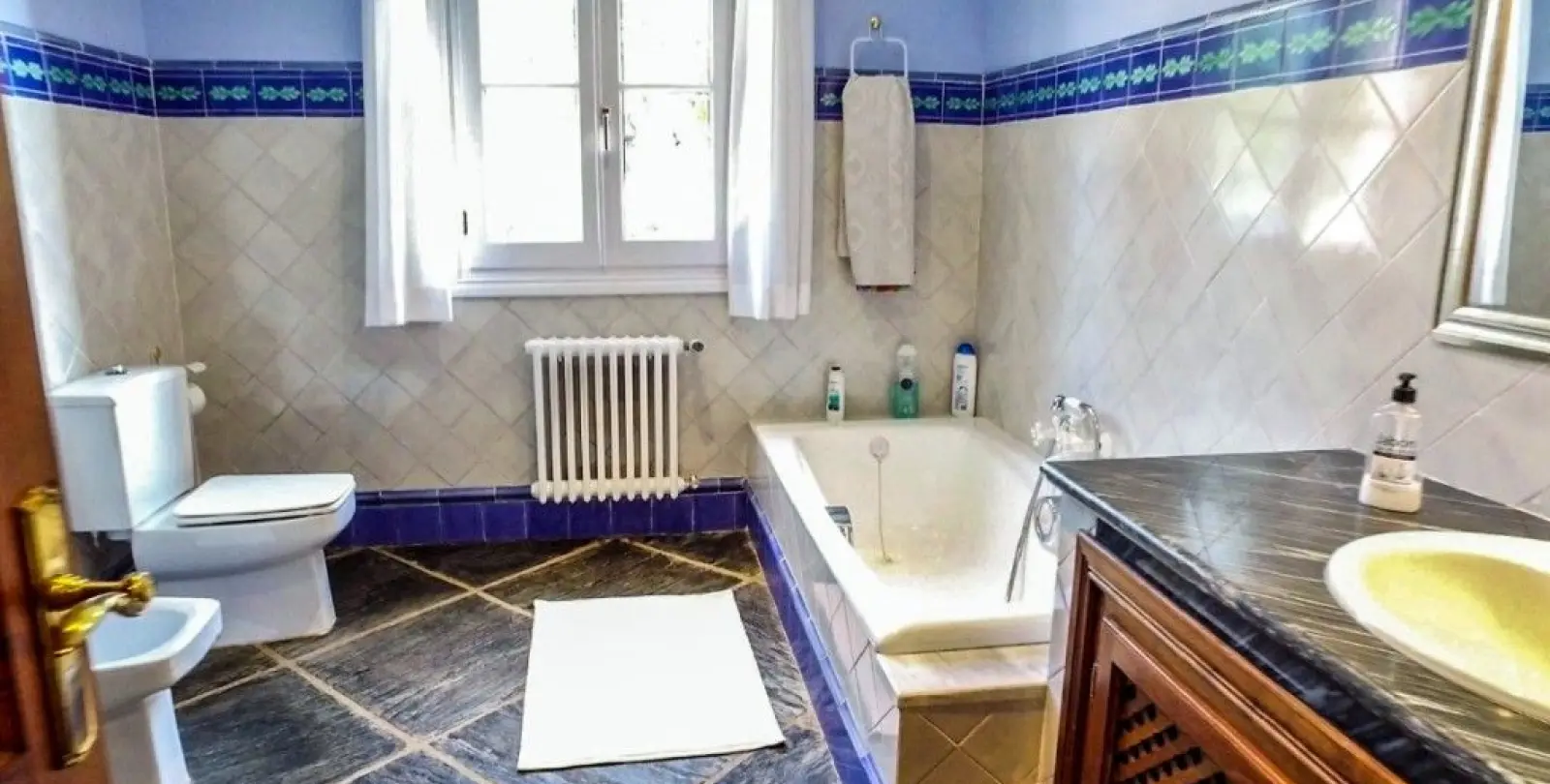 Sale of finca - cortijo in Ronda 35