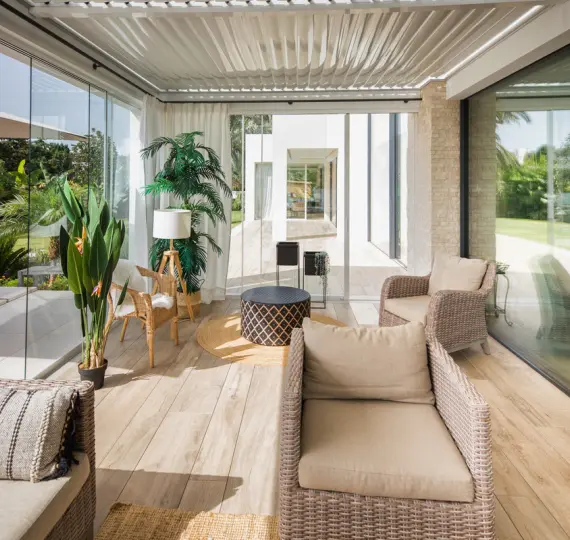 Long-term rent of detached villa in El Paraiso