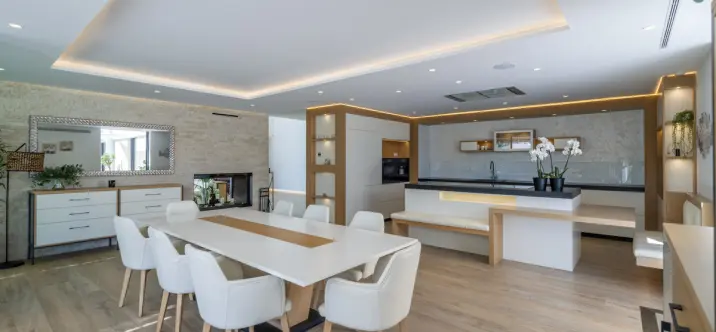 Long-term rent of detached villa in El Paraiso 3