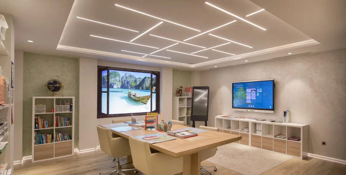 Long-term rent of detached villa in El Paraiso 15