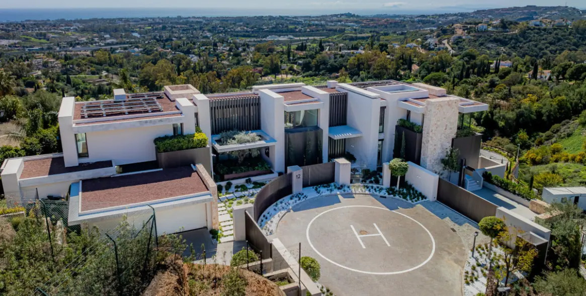 Sale of detached villa in Benahavís (district Benahavís) 2