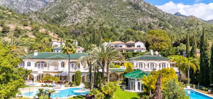 Detached villa R5073526 0