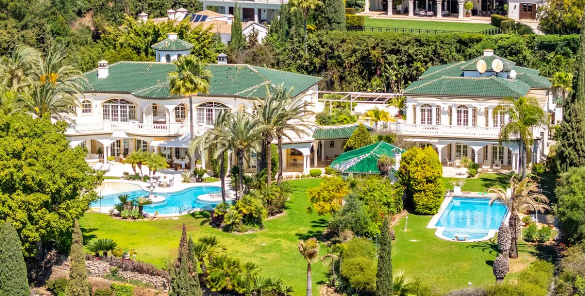 Sale of detached villa in The Golden Mile 17