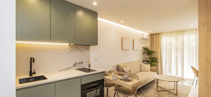 Short-term rent of middle floor apartment in Marbella 0