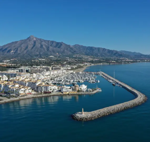 Short-term rent of middle floor apartment in Marbella