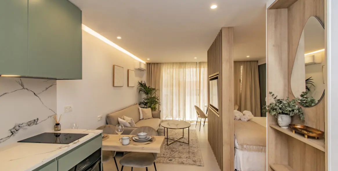 Short-term rent of middle floor apartment in Marbella 4