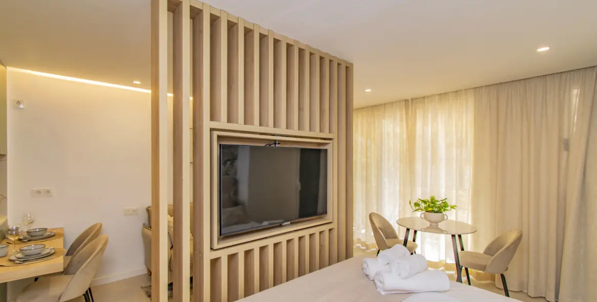 Short-term rent of middle floor apartment in Marbella 9