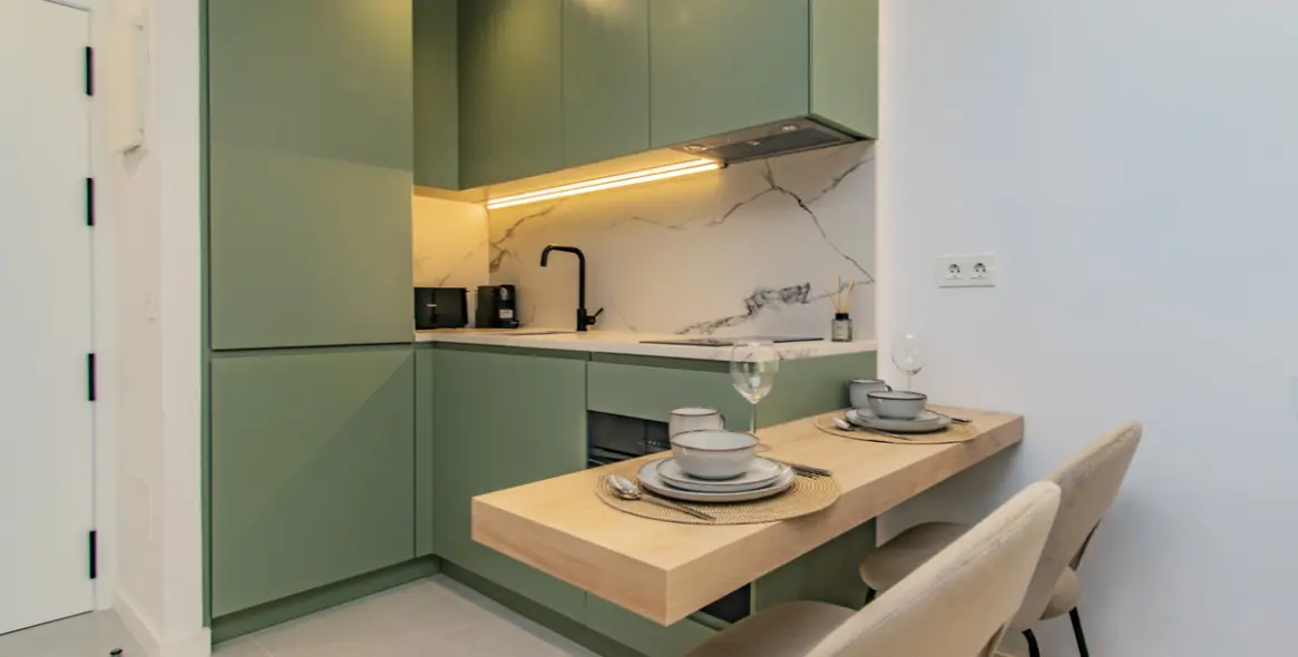 Short-term rent of middle floor apartment in Marbella 16