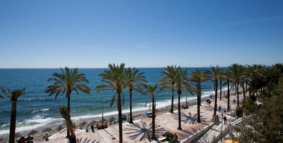 Short-term rent of middle floor apartment in Marbella 22