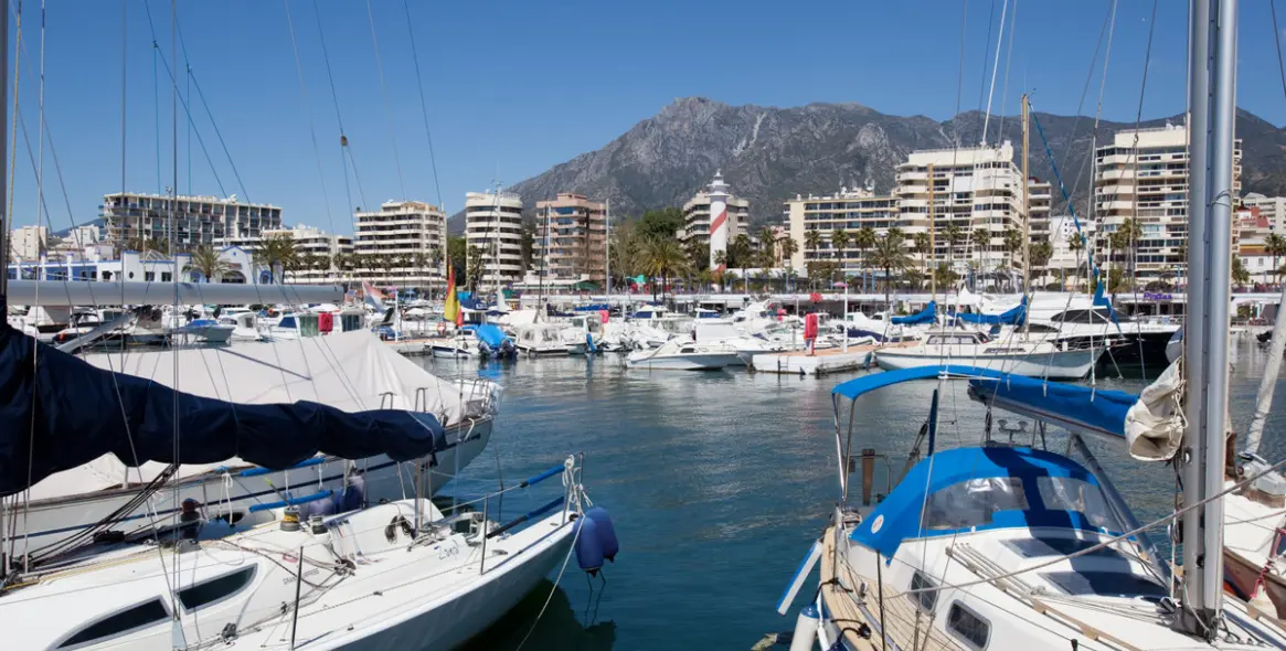 Short-term rent of middle floor apartment in Marbella 27