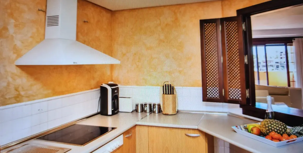 Краткосрочная аренда апартаментов на среднем этаже в Ojén 6