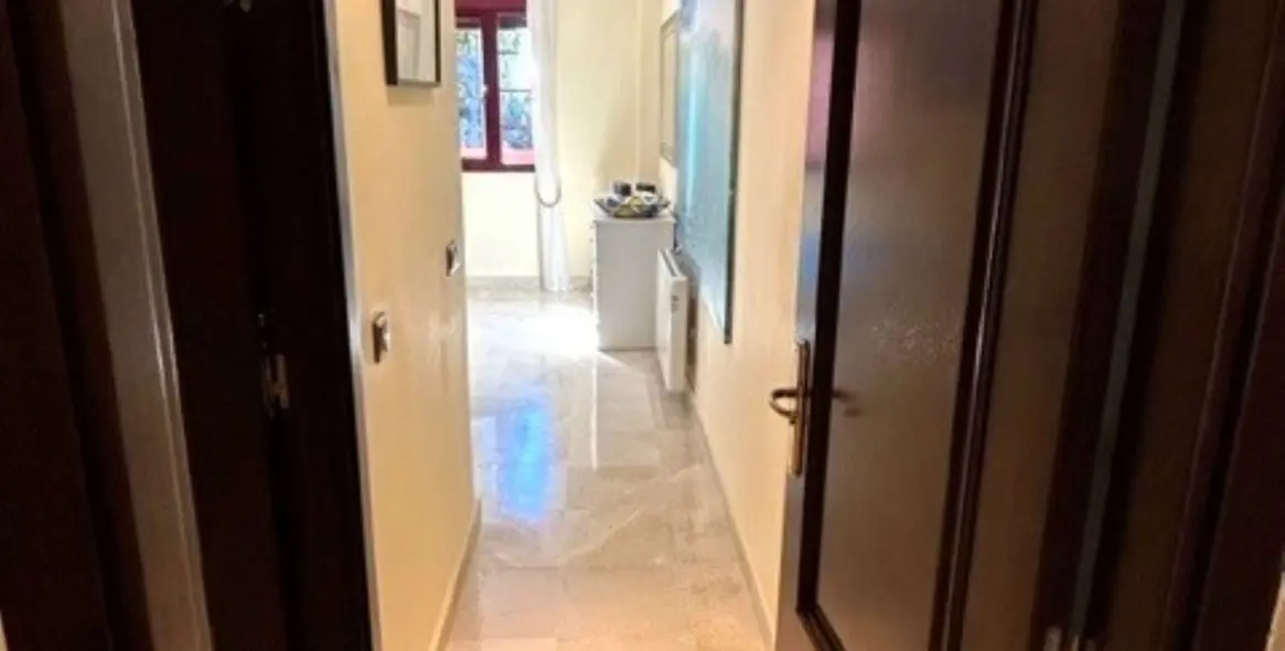 Краткосрочная аренда апартаментов на среднем этаже в Ojén 7