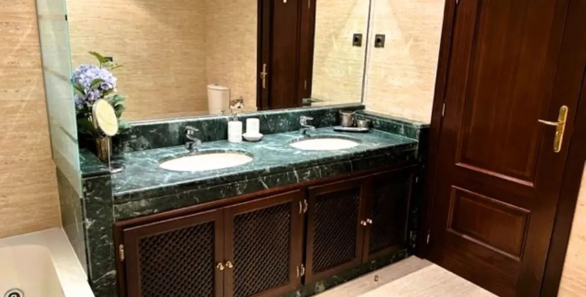 Краткосрочная аренда апартаментов на среднем этаже в Ojén 11