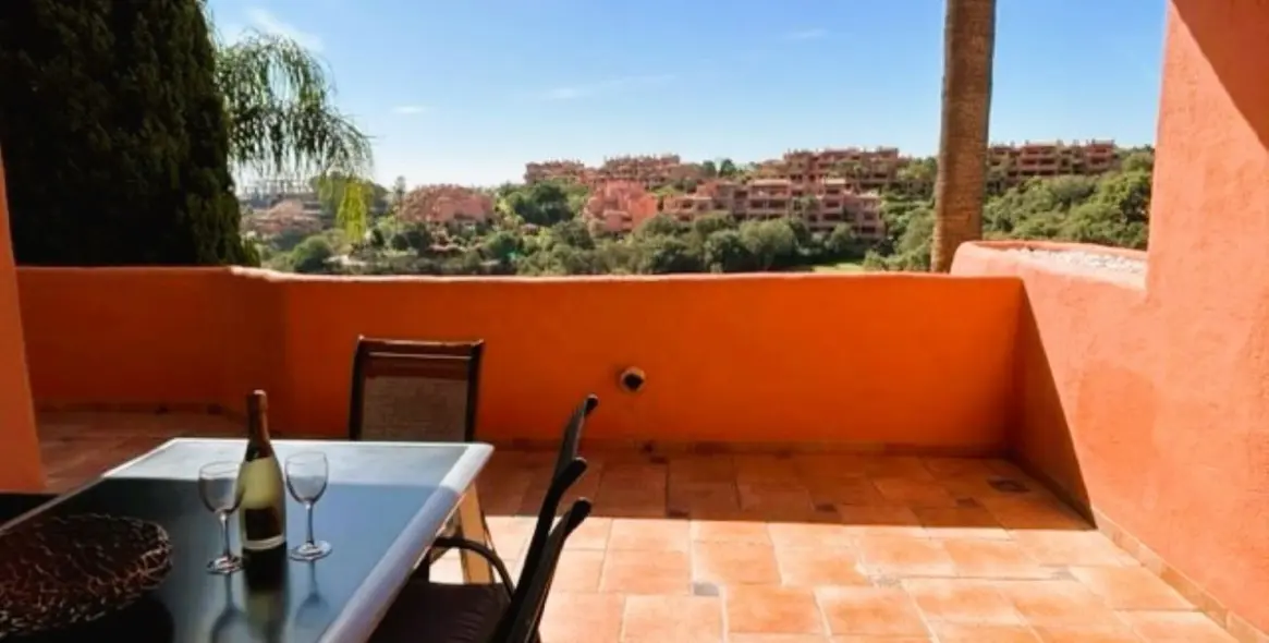 Краткосрочная аренда апартаментов на среднем этаже в Ojén 15