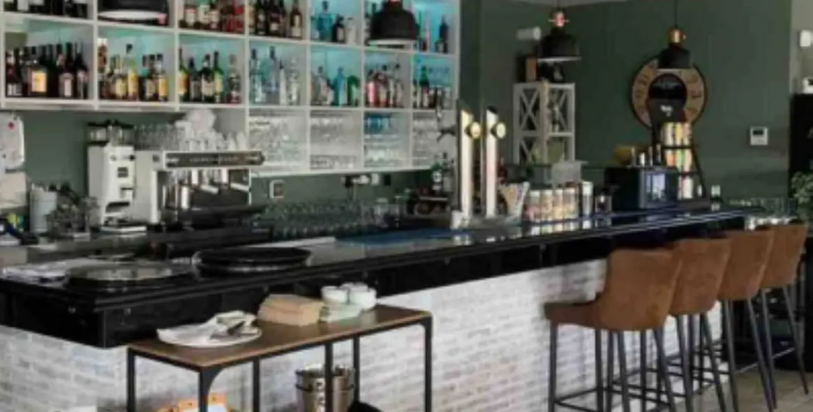 Краткосрочная аренда апартаментов на среднем этаже в Ojén 23