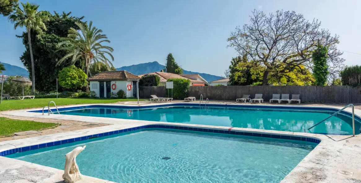 Short-term rent of middle floor apartment in Atalaya 19