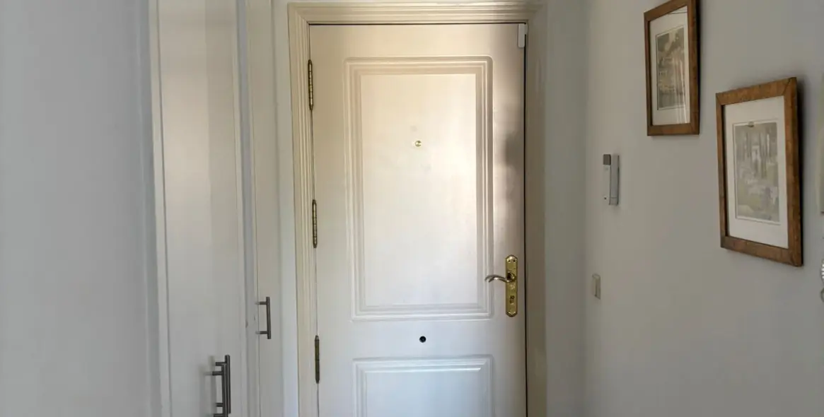 Short-term rent of middle floor apartment in Nueva Andalucía 9