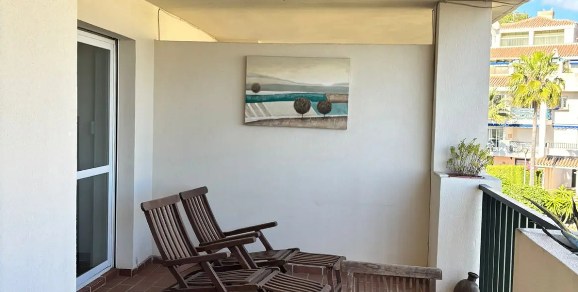 Short-term rent of middle floor apartment in Nueva Andalucía 15