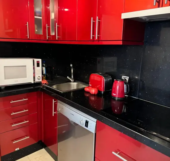 Short-term rent of middle floor apartment in Marbella