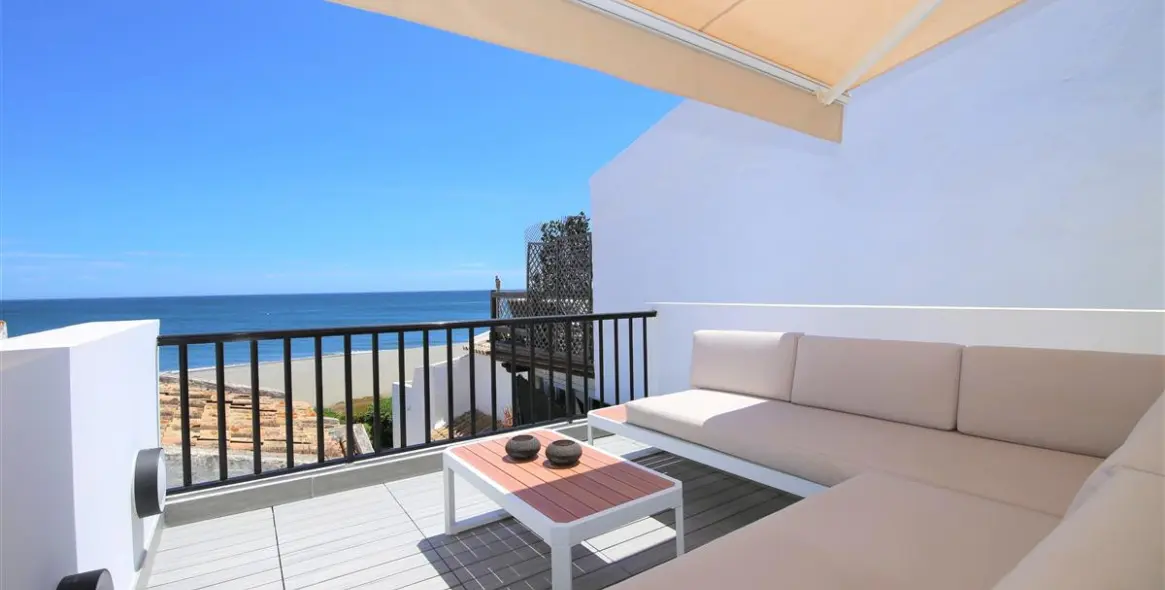 Краткосрочная аренда дома на две семьи в Estepona 1