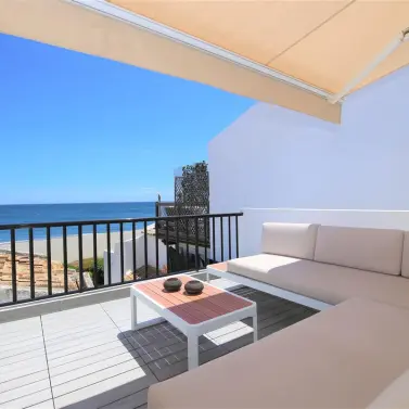 Краткосрочная аренда дома на две семьи в Estepona