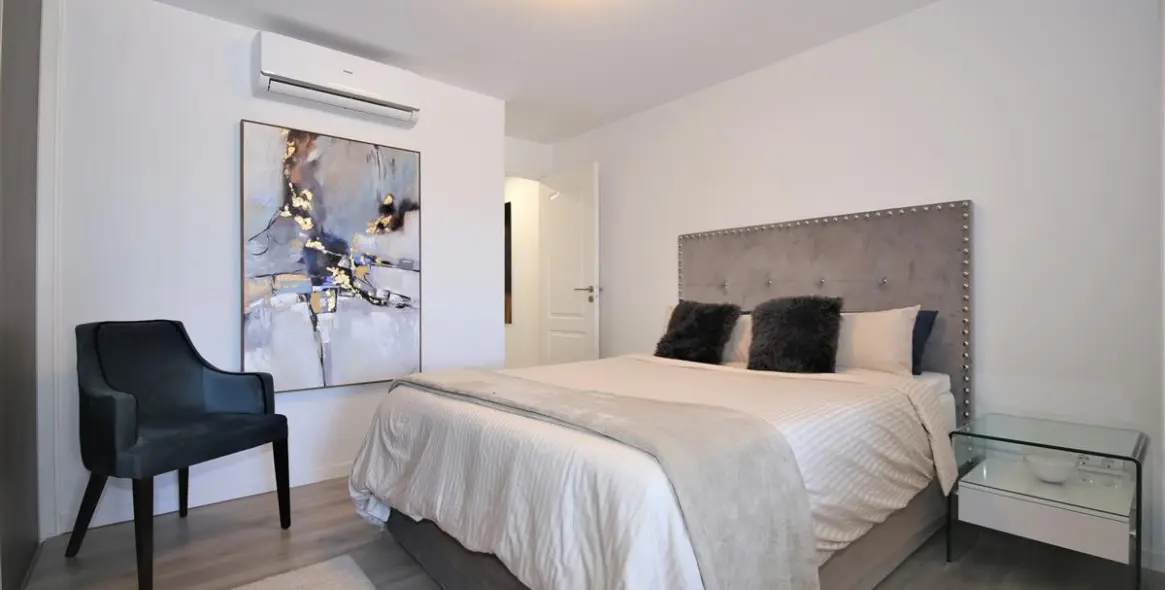 Краткосрочная аренда дома на две семьи в Estepona 4