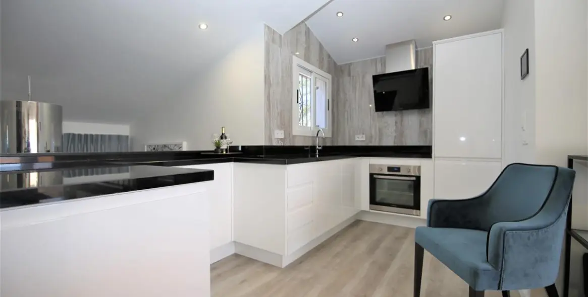 Краткосрочная аренда дома на две семьи в Estepona 5