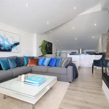 Краткосрочная аренда дома на две семьи в Estepona