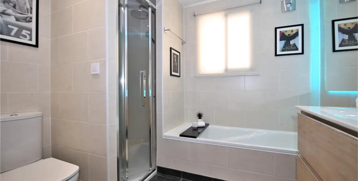 Краткосрочная аренда дома на две семьи в Estepona 15