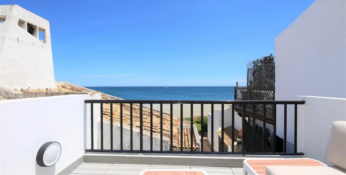 Краткосрочная аренда дома на две семьи в Estepona 21