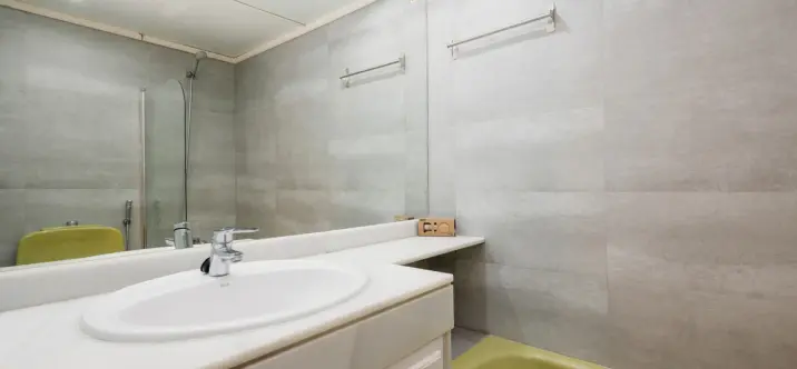 Middle floor apartment R4888840 4