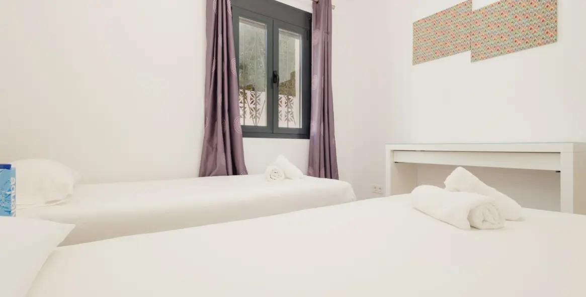 Long-term rent of detached villa in Costabella 15