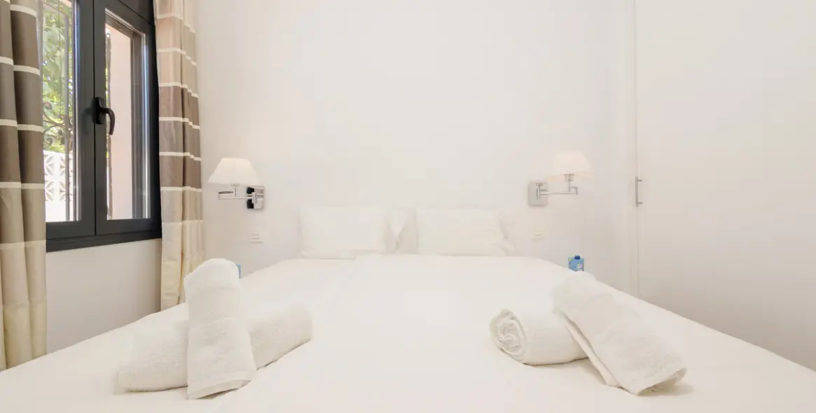 Alquiler a largo plazo de villa independiente en Costabella 11