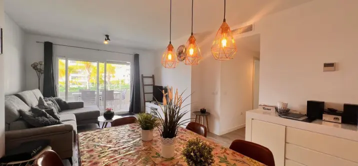 Short-term rent of middle floor apartment in Nueva Andalucía 3