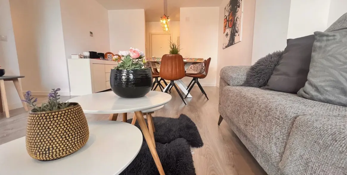 Краткосрочная аренда апартаментов на среднем этаже в Nueva Andalucía 5