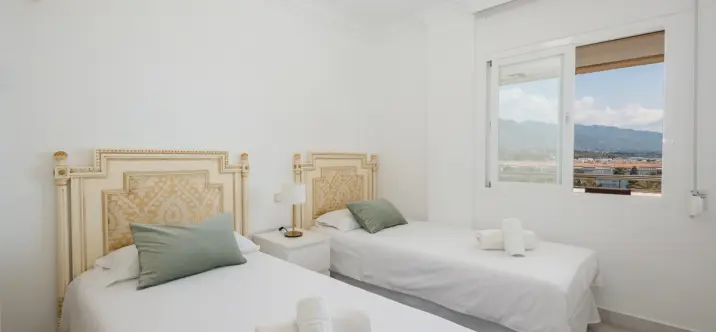 Middle floor apartment R5134858 2