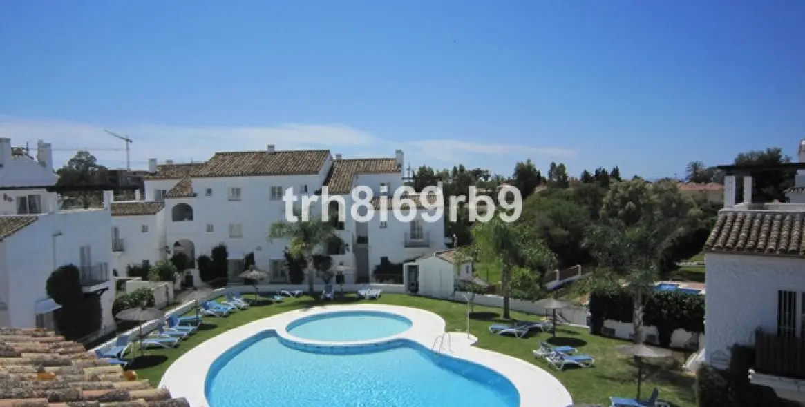 Short-term rent of penthouse in Benavista 1