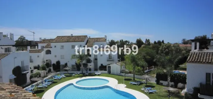 Short-term rent of penthouse in Benavista 0