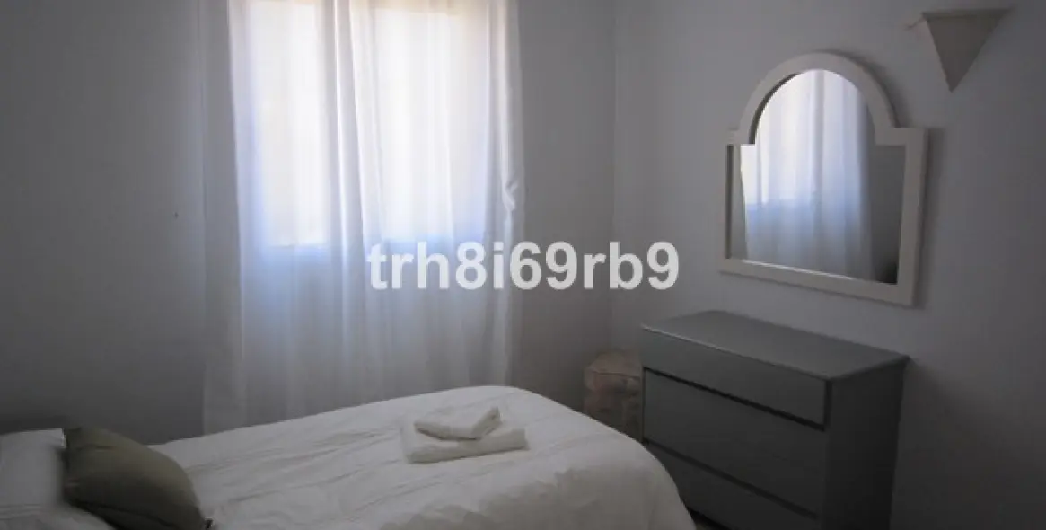 Short-term rent of penthouse in Benavista 8
