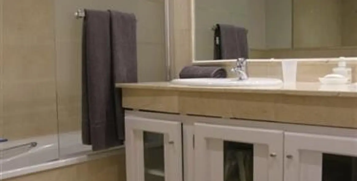 Short-term rent of ground floor apartment in Elviria 11