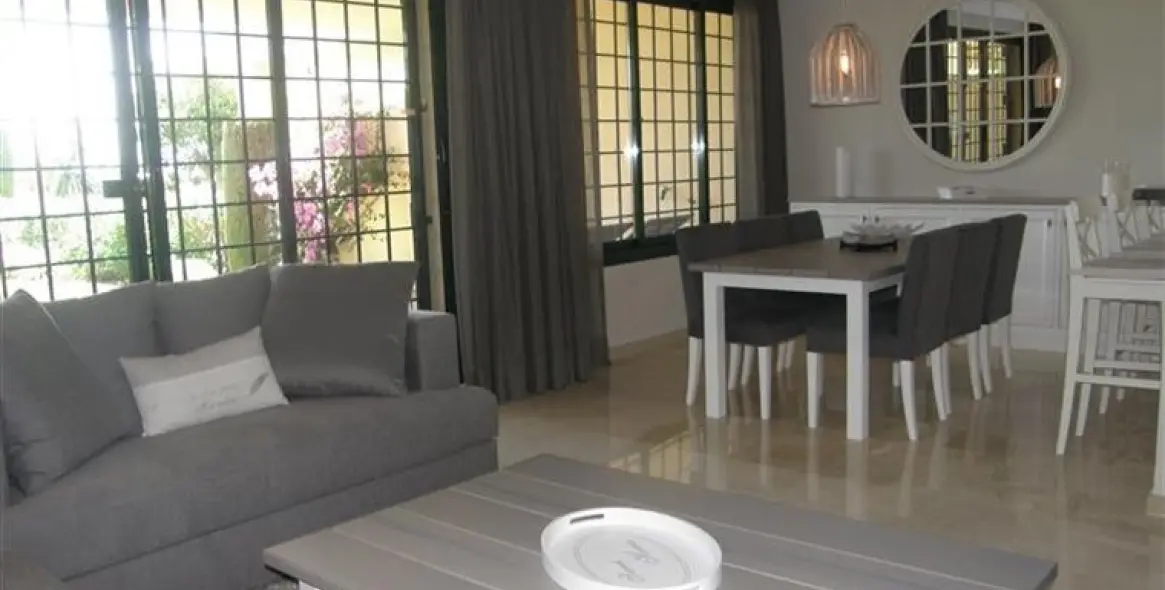 Short-term rent of ground floor apartment in Elviria 14