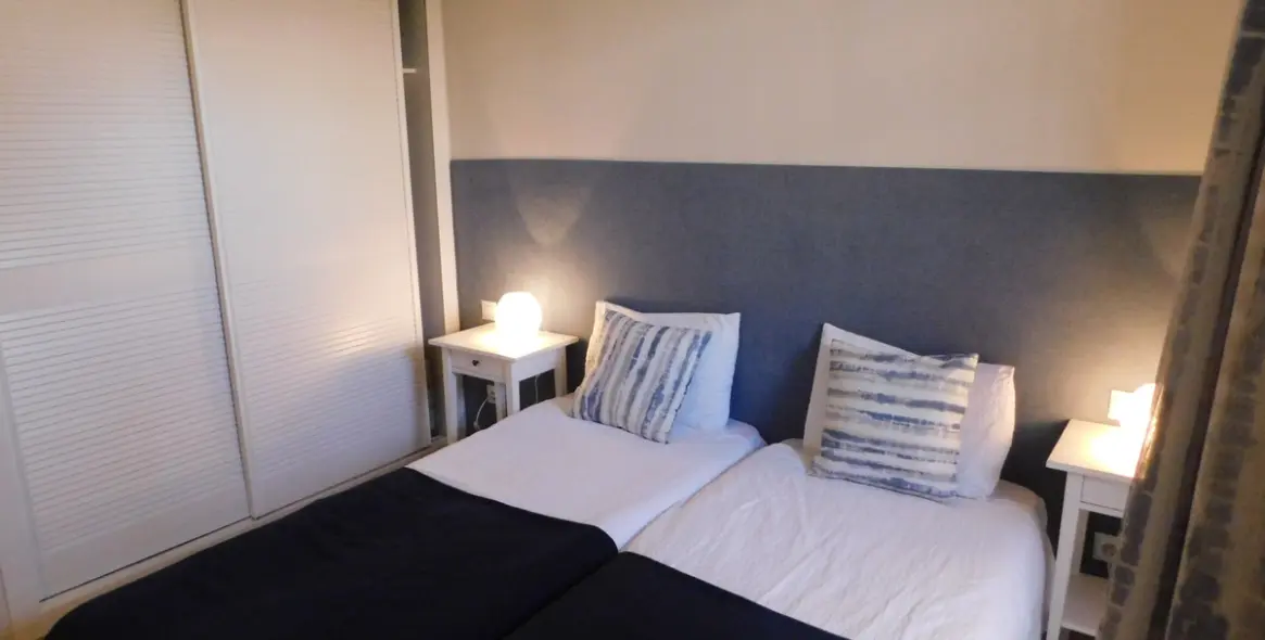 Краткосрочная аренда апартаментов на первом этаже в Elviria 28