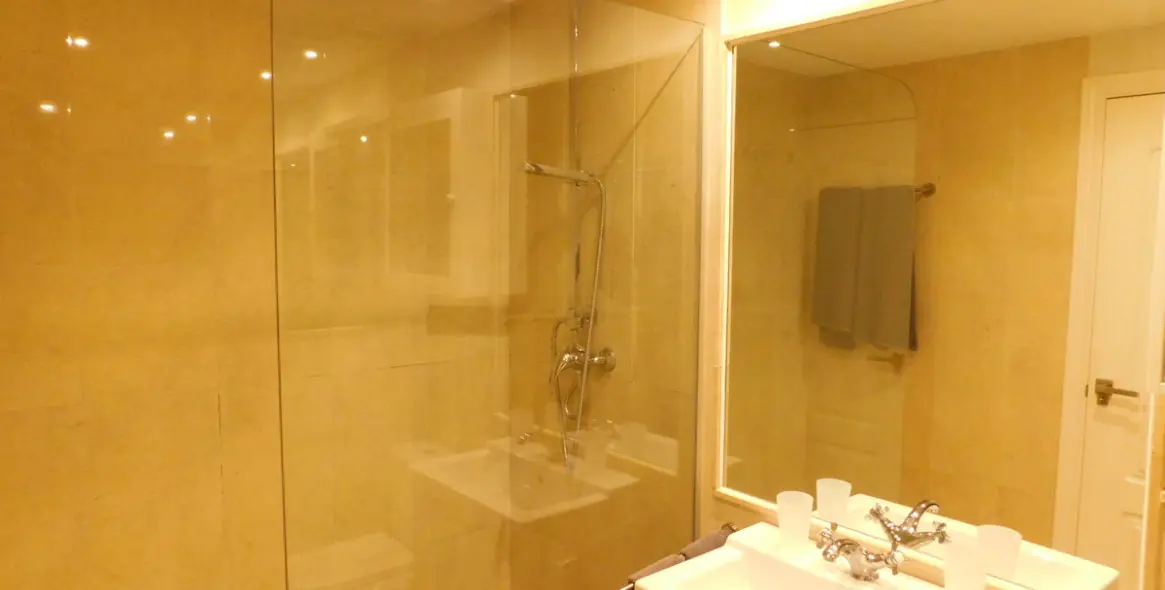 Краткосрочная аренда апартаментов на первом этаже в Elviria 32