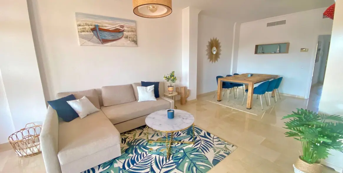 Short-term rent of middle floor apartment in Elviria 16