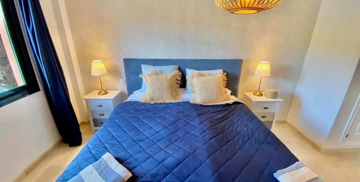 Short-term rent of middle floor apartment in Elviria 22