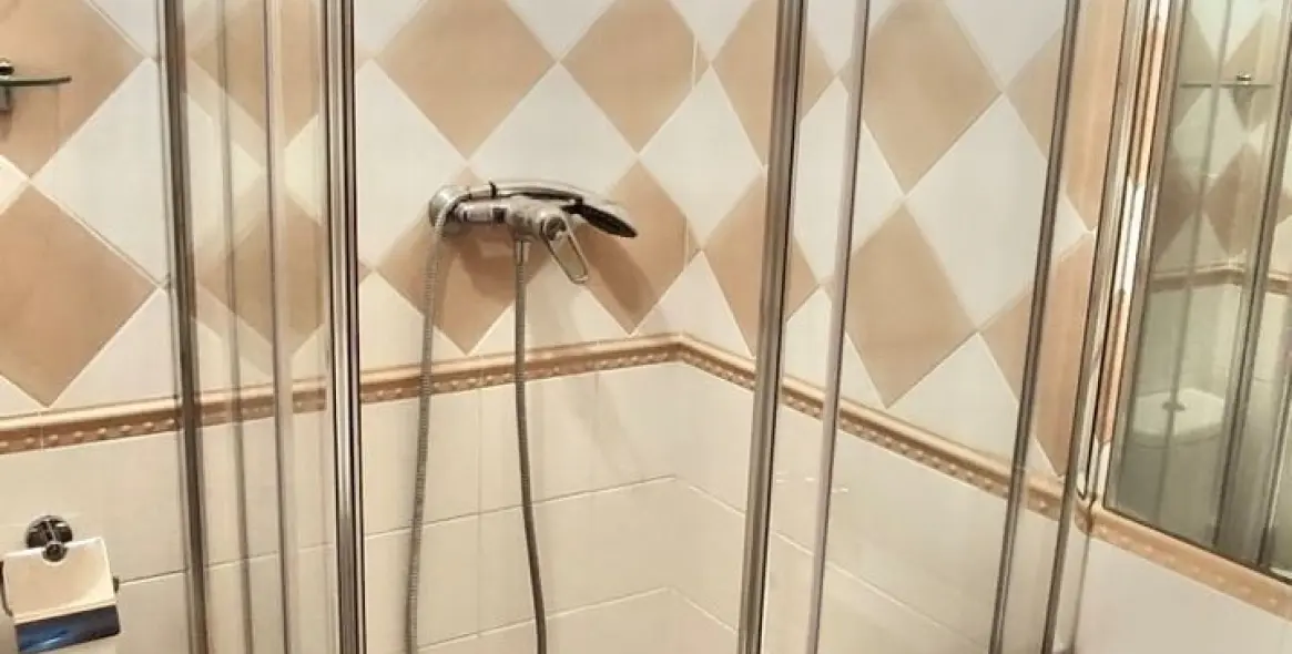 Short-term rent of middle floor apartment in Elviria 30